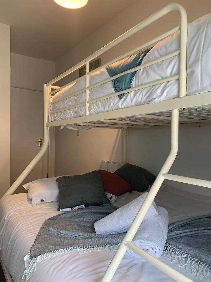 14 Eyre Square Lane Apartment กัลเวย์ ภายนอก รูปภาพ